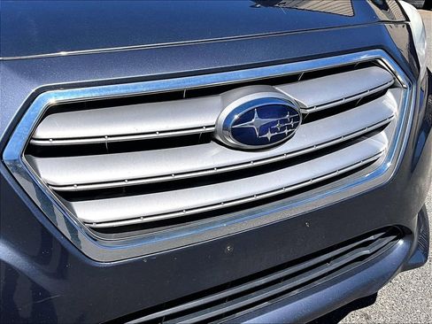 Used 2017 Subaru Legacy 2.5i Limited image 19