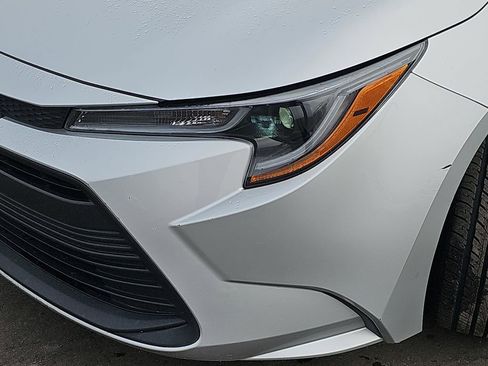 Used 2024 Toyota Corolla LE image 34