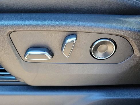 New 2026 GMC Sierra 3500 Denali w/ Denali Reserve Package image 16