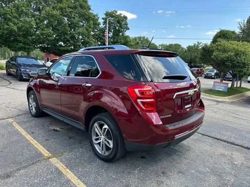 Used 2017 Chevrolet Equinox Premier w/ Enhanced Convenience Package FWD image 3