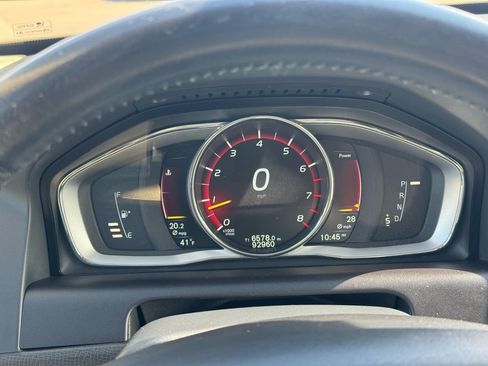 Used 2016 Volvo XC60 T5 Premier image 18