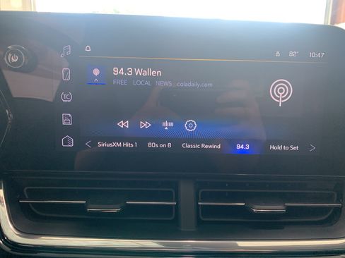 New 2026 Chevrolet Trax RS w/ Sunroof Package FWD image 23