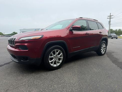 Used 2016 Jeep Cherokee Latitude w/ Comfort/Convenience Group FWD image 8