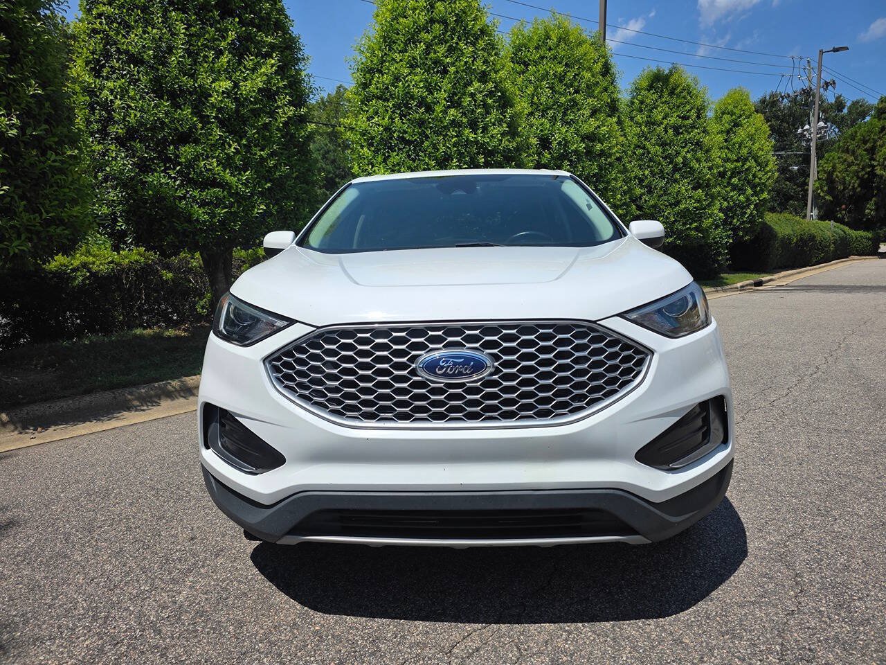 Used 2023 Ford Edge SEL AWD/4WD image 8