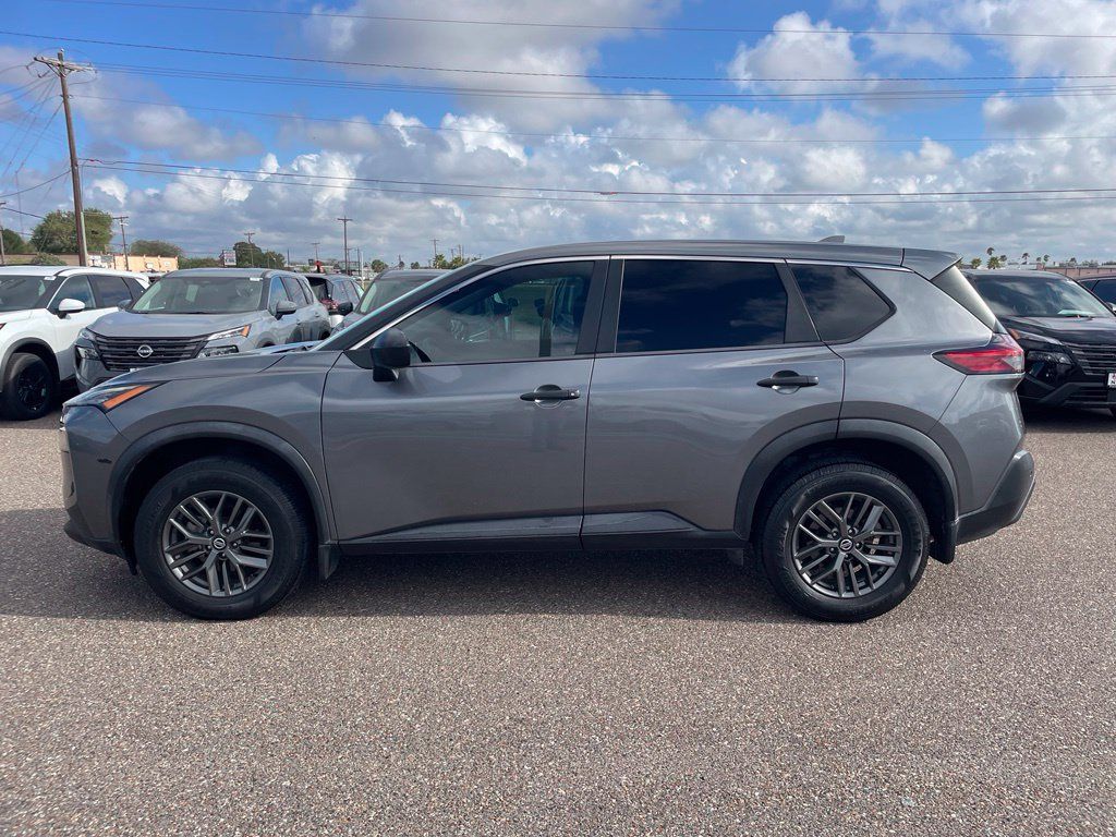 Used 2021 Nissan Rogue S FWD image 4