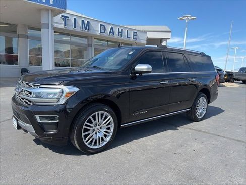 Used 2024 Ford Expedition Max Platinum image 2