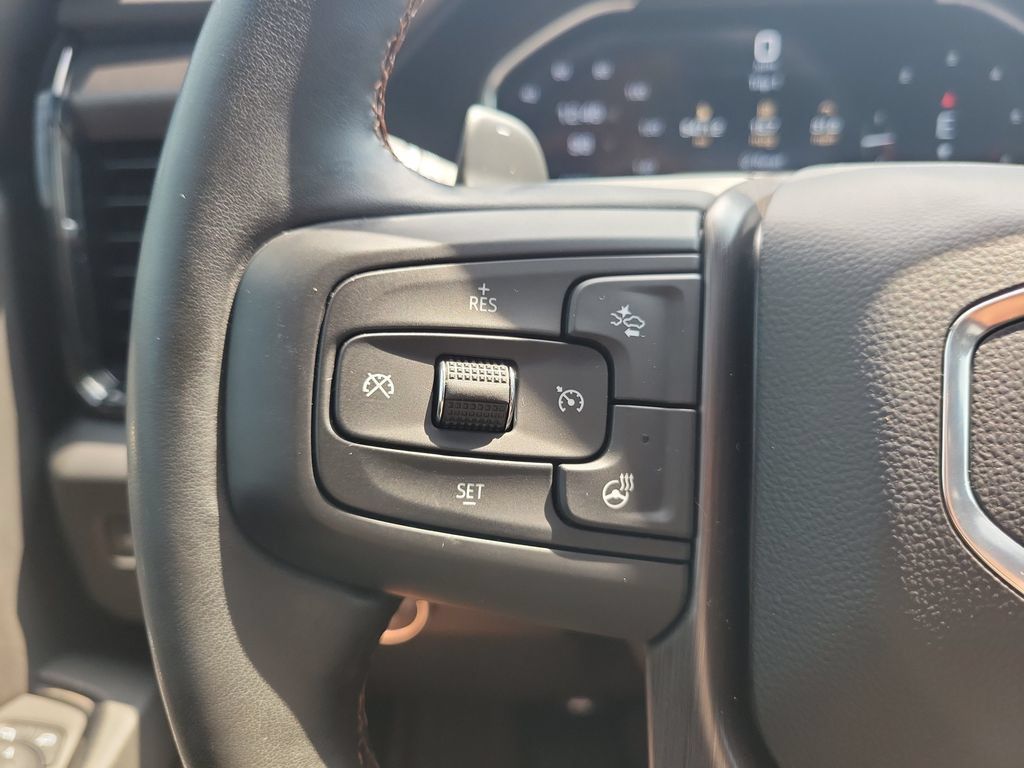 Used 2023 GMC Sierra 1500 AT4 w/ AT4 Premium Package AWD/4WD image 21