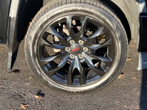 Used 2014 GMC Sierra 1500 SLE w/ All-Terrain Package image 13