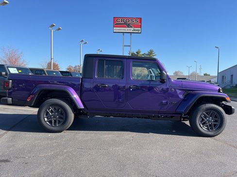 New 2026 Jeep Gladiator Sport image 44