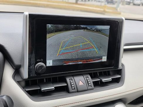 Certified 2023 Toyota RAV4 XLE Premium image 15