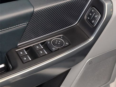 Used 2021 Ford F150 Limited image 17