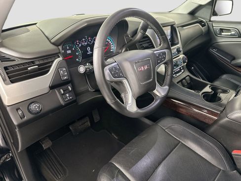 Used 2017 GMC Yukon SLT w/ Open Road Package image 10