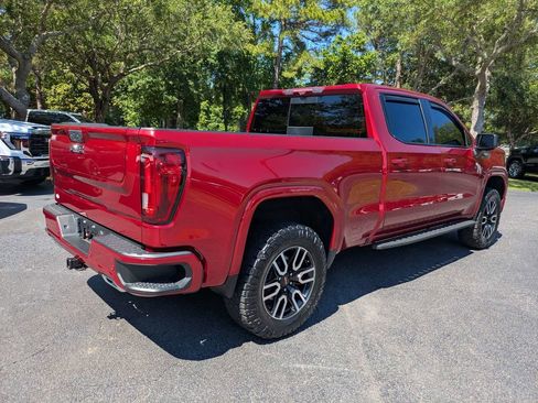 Used 2023 GMC Sierra 1500 AT4 w/ Technology Package AWD/4WD image 3