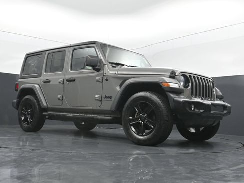 Used 2019 Jeep Wrangler Unlimited Sport AWD/4WD image 41