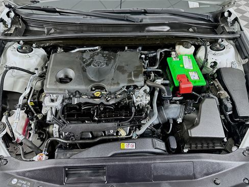 Used 2022 Toyota Camry SE image 30