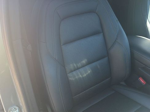 Used 2025 Chevrolet Equinox LT w/ Convenience Package II FWD image 34