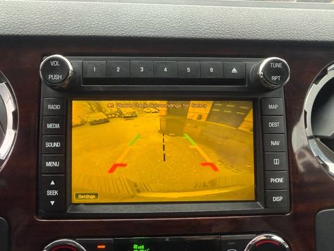 Used 2009 Ford F250 Lariat image 21