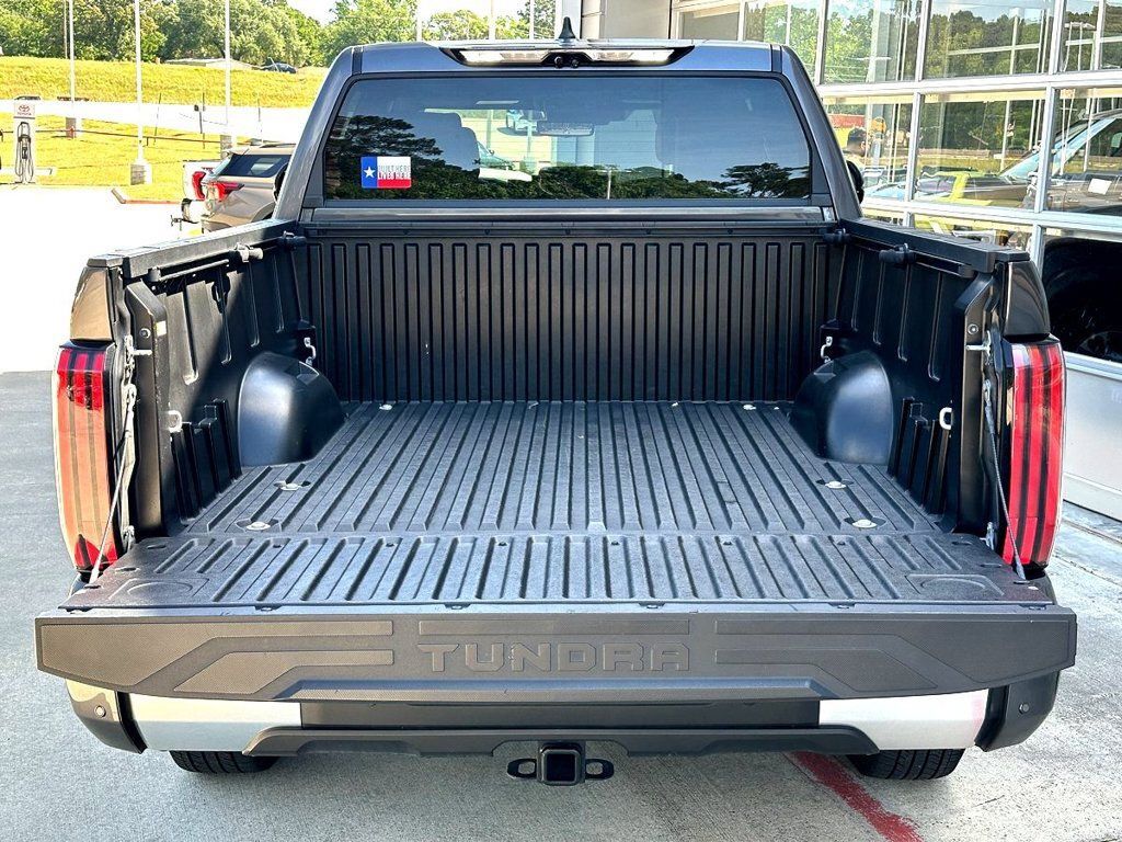 Used 2025 Toyota Tundra Limited AWD/4WD image 8