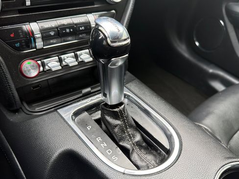 Used 2018 Ford Mustang Premium w/ Equipment Group 201A image 20