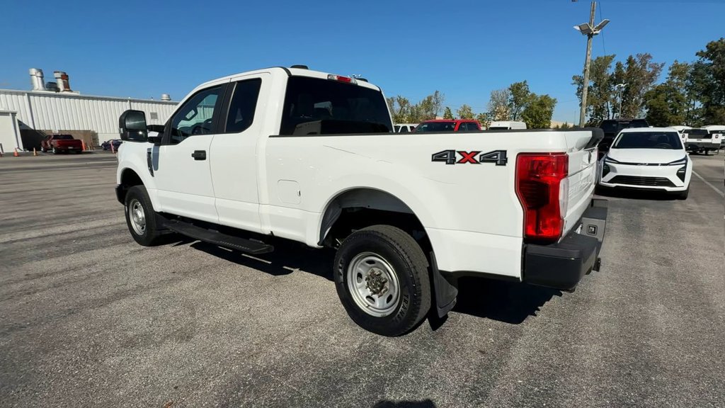 Used 2022 Ford F250 XL w/ Power Equipment Group AWD/4WD image 6