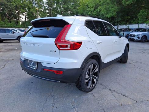 New 2026 Volvo XC40 B5 Ultra w/ Protection Package Premier image 4