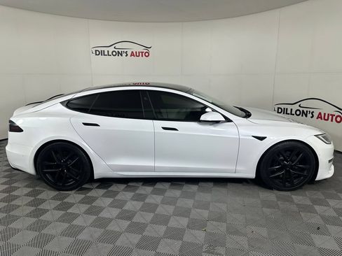 Used 2023 Tesla Model S AWD/4WD image 10
