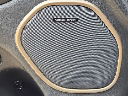 Used 2015 Jeep Grand Cherokee Overland RWD image 14