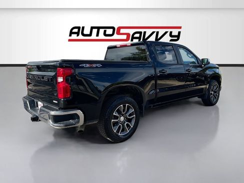 Used 2024 Chevrolet Silverado 1500 LT AWD/4WD image 7