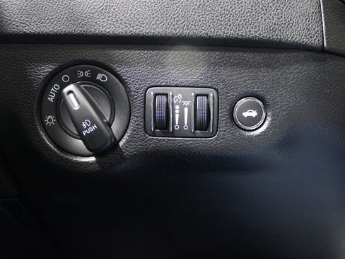 Used 2022 Dodge Charger GT w/ Blacktop Package image 8