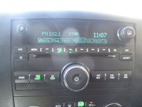 Used 2013 Chevrolet Silverado 1500 LT image 16