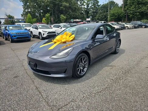Used 2023 Tesla Model 3 Standard Range RWD image 19