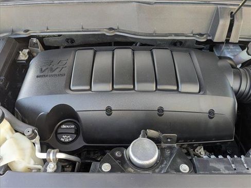 Used 2017 Chevrolet Traverse LT image 22