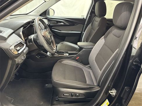 Used 2023 Chevrolet TrailBlazer LT image 10