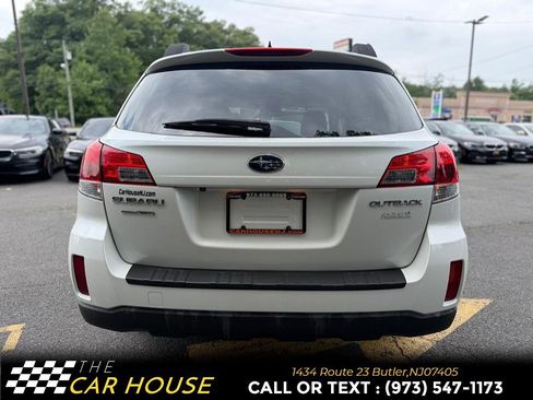 Used 2014 Subaru Outback 2.5i Limited AWD/4WD image 12