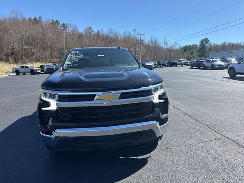 New 2026 Chevrolet Silverado 1500 LT image 2