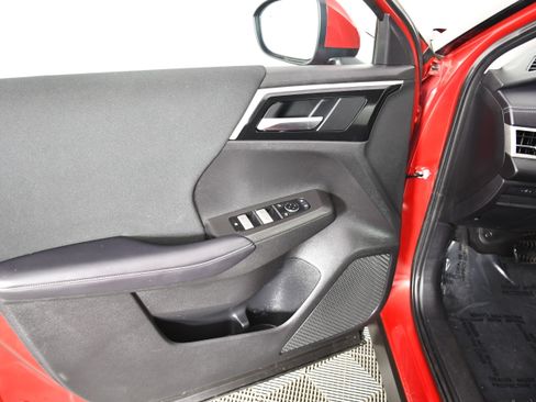 Used 2024 Mitsubishi Outlander ES AWD/4WD image 33