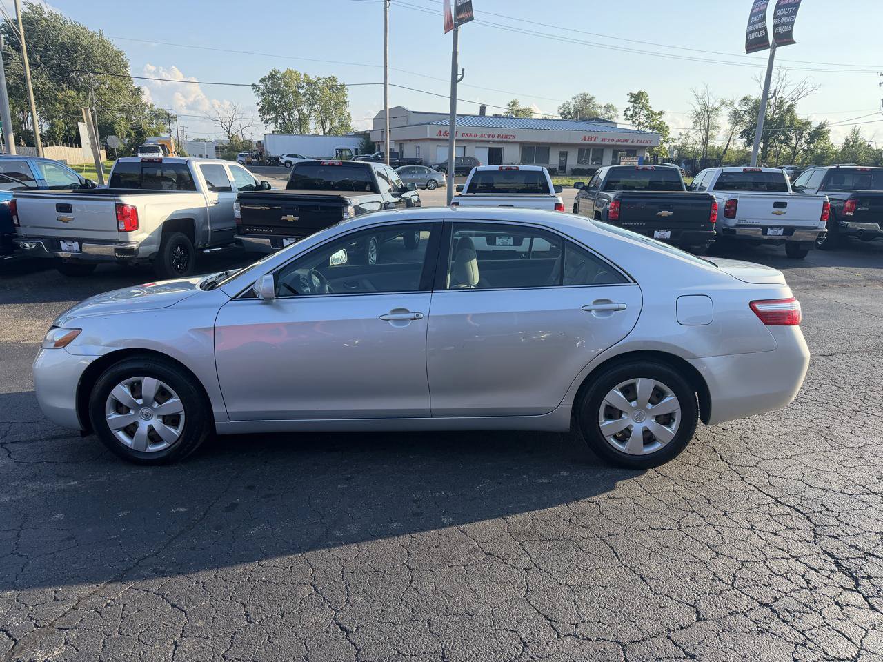 Used 2008 Toyota Camry LE FWD image 4