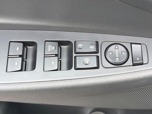 Used 2019 Hyundai Tucson SE FWD image 32