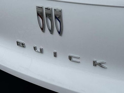 New 2026 Buick Envista Sport Touring FWD image 7