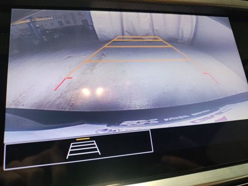 Used 2021 Buick Encore GX Select w/ Sport Touring Package image 32