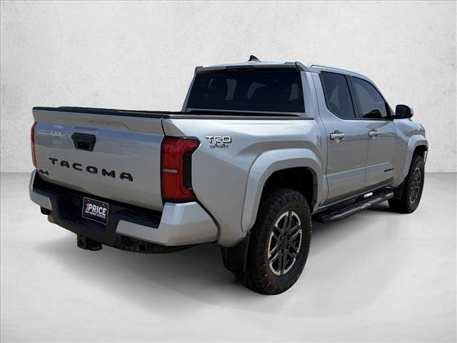 Used 2024 Toyota Tacoma TRD Sport AWD/4WD image 5