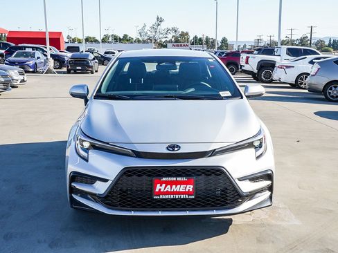 New 2026 Toyota Corolla SE FWD image 2