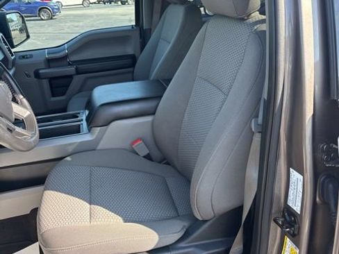 Used 2019 Ford F150 XLT w/ Equipment Group 302A Luxury AWD/4WD image 17