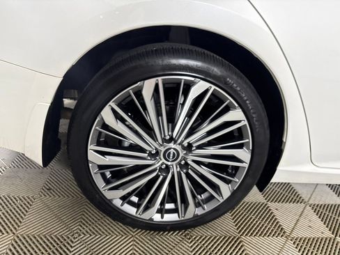 Used 2024 Nissan Altima 2.5 SL FWD image 35
