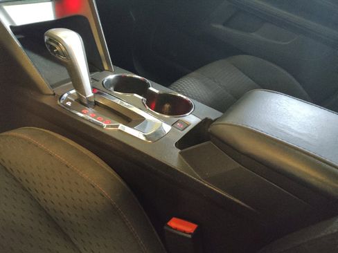Used 2014 GMC Terrain SLE FWD image 26