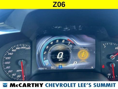 Used 2016 Chevrolet Corvette Z06 w/ 3LZ Preferred Equipment Group image 36