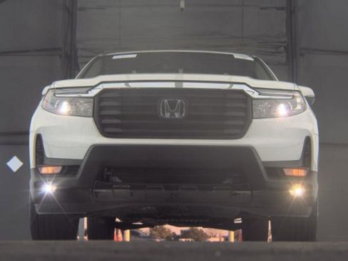 Used 2023 Honda Ridgeline RTL image 3