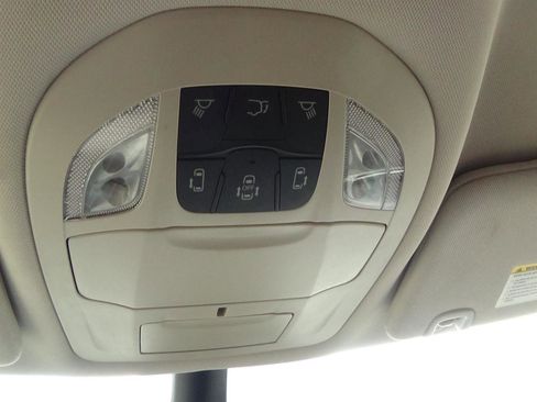 Certified 2023 Chrysler Voyager LX FWD image 29