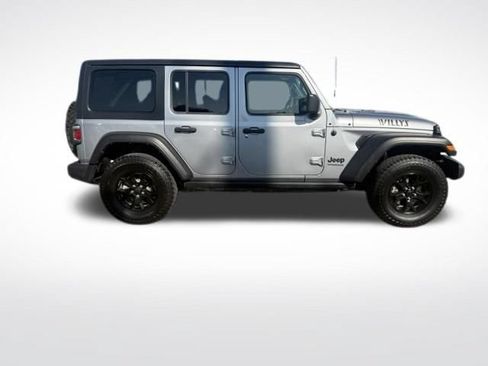 Used 2021 Jeep Wrangler Unlimited Sport AWD/4WD image 4