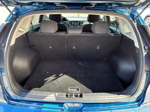 Used 2019 Kia Niro LX FWD image 17